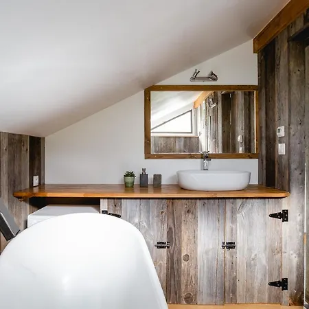 Chalet Cute Chalet 5 Pax Prox Cham Center *