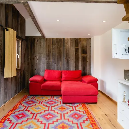 Cute Chalet 5 Pax Prox Cham Center Chalet